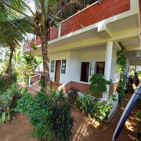 Cocopelli Guest House Гокарна Экстерьер фото