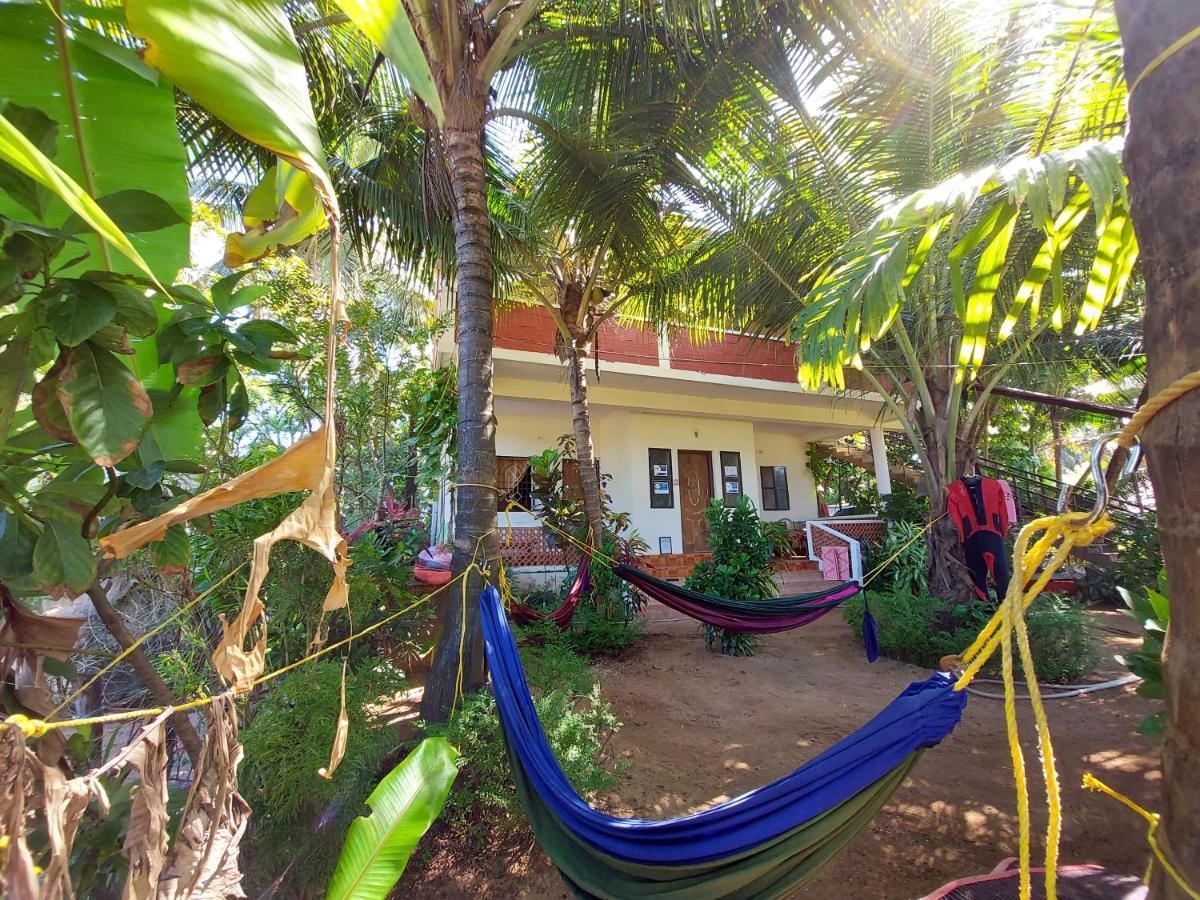 Cocopelli Guest House Гокарна Экстерьер фото